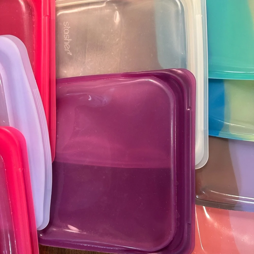 Reusable Silicone Storage Bags - Multi-Color Set - Picture 3 of 4
